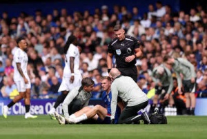 Premier League Showdown: VAR Decisions and Delap Injury Overshadow Chelsea's 2-0 Victory Over Fulham