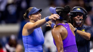 Anisimova Upsets Osaka in US Open Thriller, Sets Up Final Showdown with Sabalenka
Hoặc
US Open: Anisimova Stuns Osaka, Advances to Championship Match Against Sabalenka
