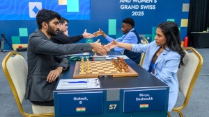 Grand Swiss: Divya Deshmukh Defends Tenaciously to Draw with World Champion Gukesh in 6-Hour Chess Marathon