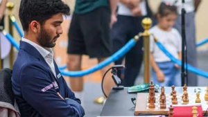 Chess Grand Swiss: Gukesh Stumbles Again, Erigaisi Keeps Pace with Leader
