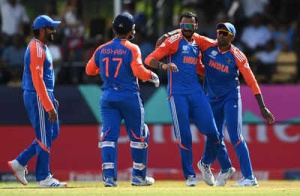 Asia Cup 2025: Rahane Names Axar Patel India's Secret Weapon, Underscores Pandya's Key Role