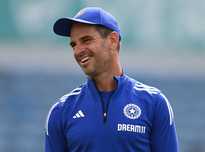 Asia Cup 2025: India Favored Against Pakistan, But Execution is Key, Says Coach Ten Doeschate