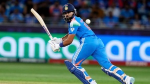 Haddin Defends Iyer Stance After Gavaskar Criticism: Australia's Former Wicketkeeper Cites IPL Experience