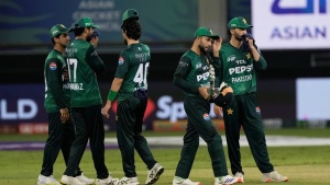 Asia Cup Turmoil: Pakistan Trains for UAE Match Amid Boycott Speculation and PCB Deliberations