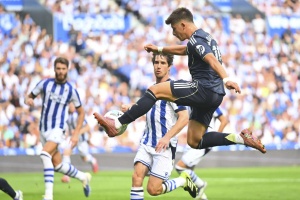 Kylian Mbappe and Arda Guler Shine as 10-Man Real Madrid Secure La Liga Lead