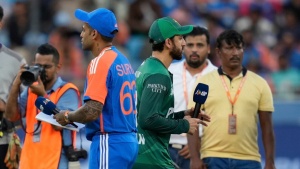 Asia Cup Face-Off: Suryakumar Yadav Breaks Protocol, Snubs Handshake with Pakistan Captain at Toss