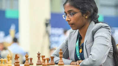 FIDE Grand Swiss: Indian GM R Vaishali back in joint lead; brother R Praggnanandhaa loses to Hans Niemann